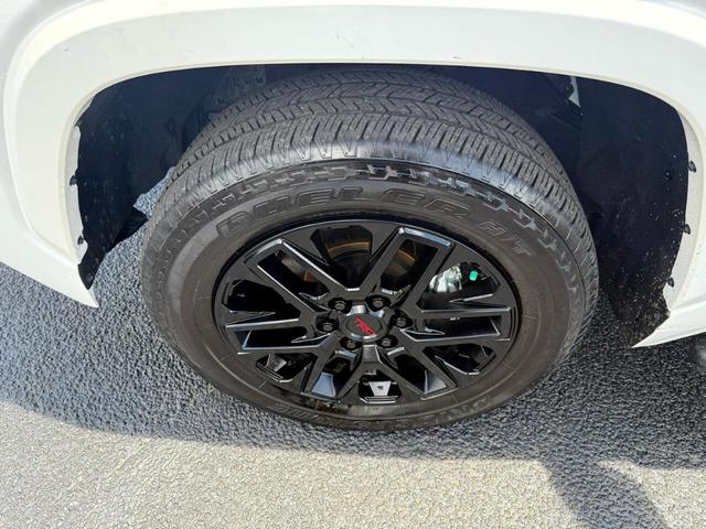 Photo of 2024 White Toyota Tundra