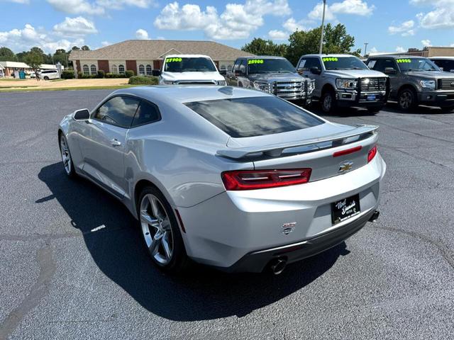 Photo of 2018 Silver Chevrolet Camaro