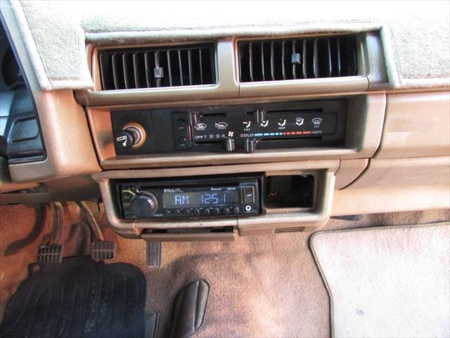 Photo of 1983 Beige Nissan Sentra