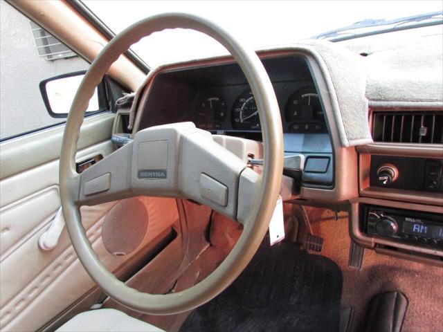 Photo of 1983 Beige Nissan Sentra