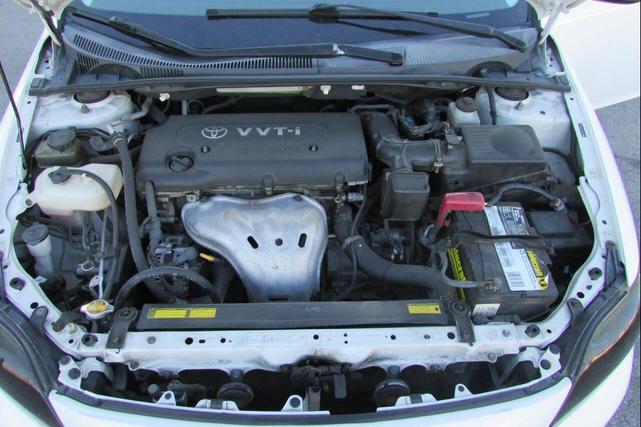 Photo of 2007 White Scion tC