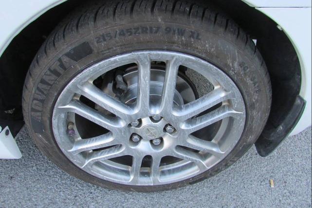Photo of 2007 White Scion tC