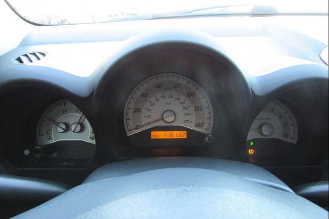 Photo of 2007 White Scion tC