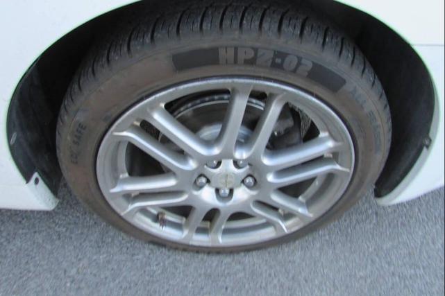 Photo of 2007 White Scion tC