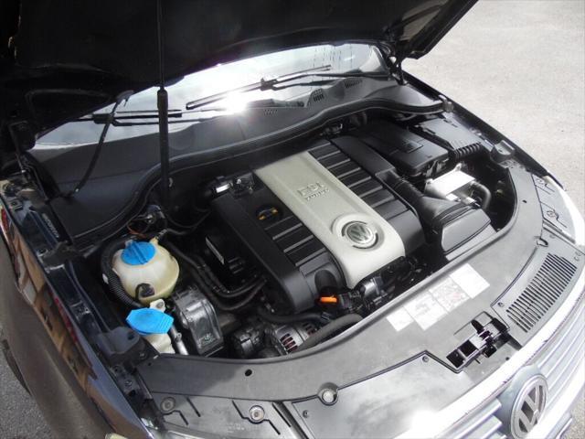 Photo of 2007 Black Volkswagen Passat