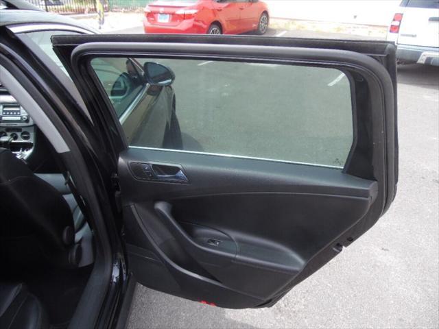 Photo of 2007 Black Volkswagen Passat