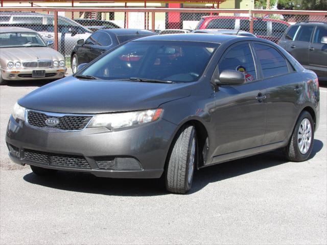 Photo of 2013 Charcoal Kia Forte