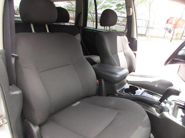 Photo of 2004 Silver Jeep Grand Cherokee