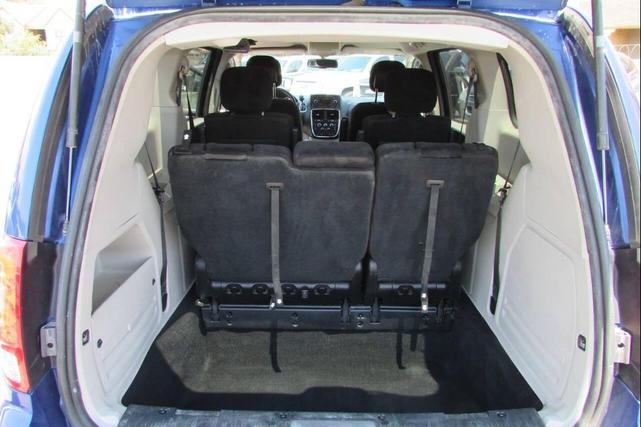 Photo of 2013 Blue Dodge Grand Caravan