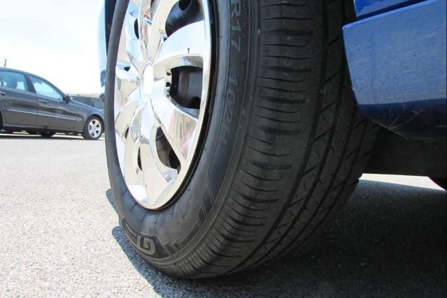 Photo of 2013 Blue Dodge Grand Caravan