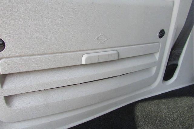 Photo of 2013 Blue Dodge Grand Caravan