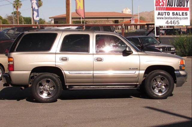 Photo of 2003 Tan GMC Yukon