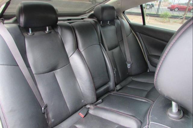 Photo of 2009 Burgundy Nissan Maxima