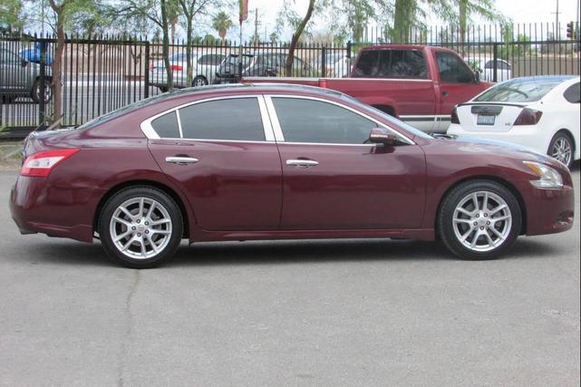 Photo of 2009 Burgundy Nissan Maxima