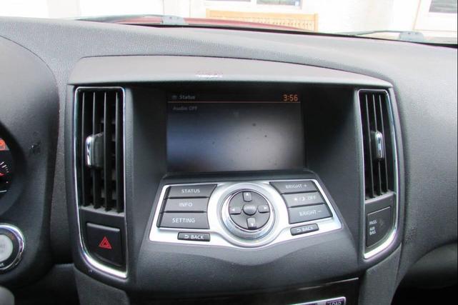 Photo of 2009 Burgundy Nissan Maxima