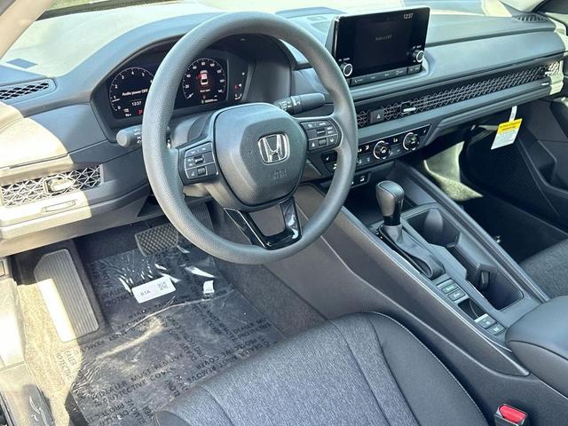 Photo of 2025 Solar Silver Honda Accord