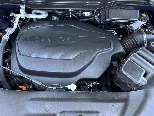 Photo of 2023 Obsidian Blue Pearl Honda Ridgeline