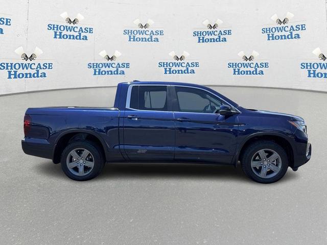 Photo of 2023 Obsidian Blue Pearl Honda Ridgeline