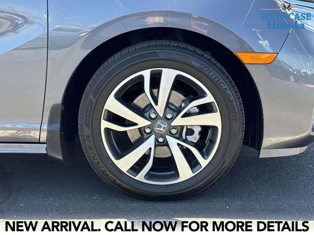Photo of 2024 Modern Steel Metallic Honda Odyssey