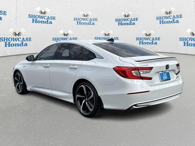 Photo of 2022 Platinum White Pearl Honda Accord Hybrid