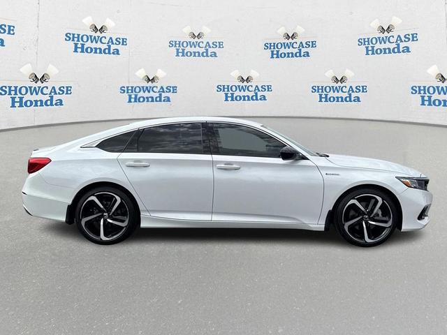 Photo of 2022 Platinum White Pearl Honda Accord Hybrid