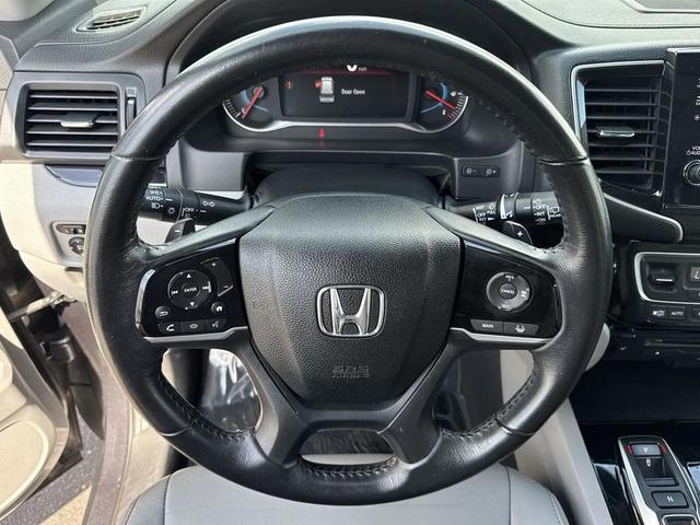 Photo of 2020 Modern Steel Metallic Honda Pilot