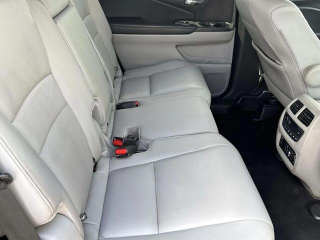 Photo of 2020 Modern Steel Metallic Honda Pilot