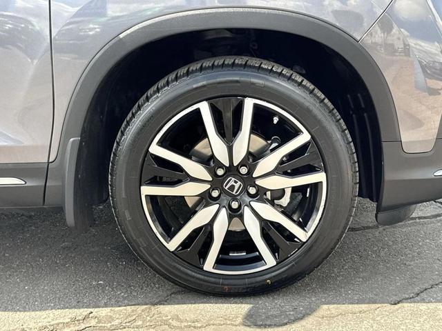 Photo of 2020 Modern Steel Metallic Honda Pilot