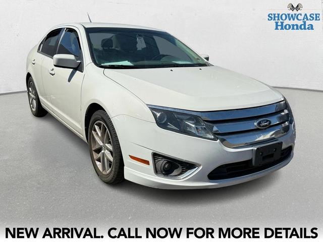 Photo of 2012 White Suede Ford Fusion