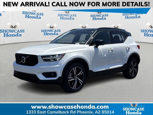2022 Volvo XC40