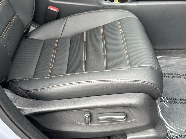 Photo of 2026 Urban Gray Pearl Honda CR-V Hybrid