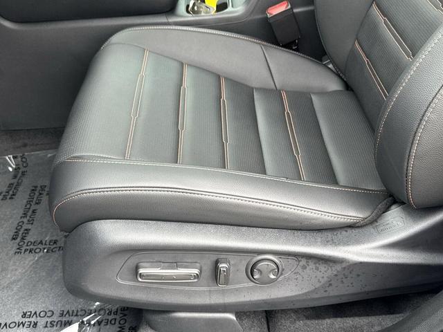 Photo of 2026 Urban Gray Pearl Honda CR-V Hybrid