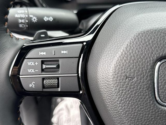 Photo of 2026 Urban Gray Pearl Honda CR-V Hybrid