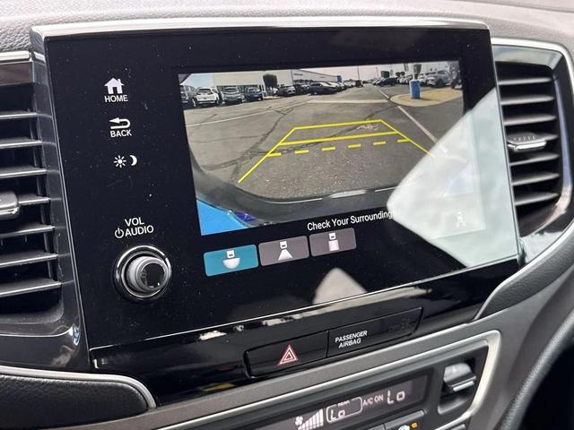 Photo of 2021 Modern Steel Metallic Honda Passport