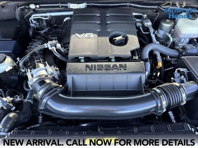 Photo of 2022 Deep Blue Pearl Nissan Frontier