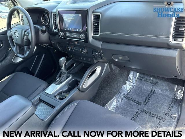 Photo of 2022 Deep Blue Pearl Nissan Frontier