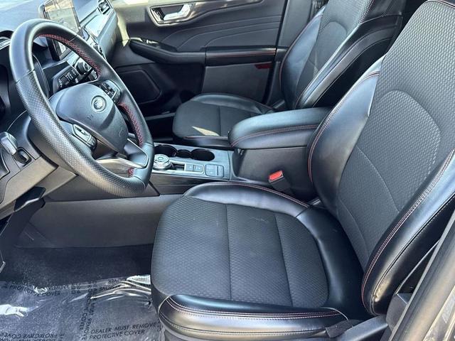 Photo of 2023 Carbonized Gray Ford Escape