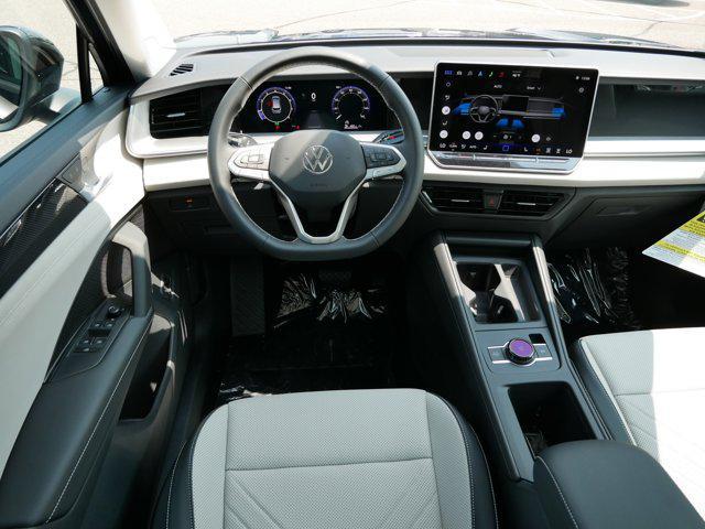 Photo of 2025 Deep Black Pearl Volkswagen Tiguan