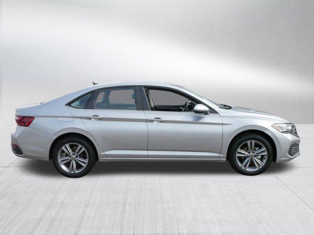 Photo of 2024 Pyrite Silver Metallic Volkswagen Jetta
