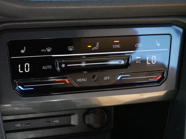 Photo of 2022 Platinum Gray Metallic Volkswagen Tiguan