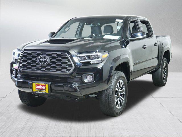 Photo of 2021 Midnight Black Metallic Toyota Tacoma