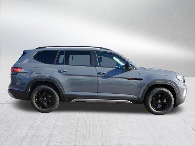 Photo of 2025 Pure Gray Volkswagen Atlas