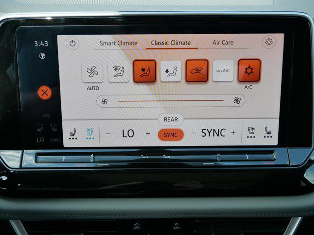 Photo of 2025 Deep Black Pearl Volkswagen Atlas