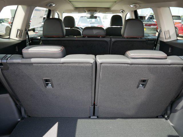 Photo of 2025 Deep Black Pearl Volkswagen Atlas
