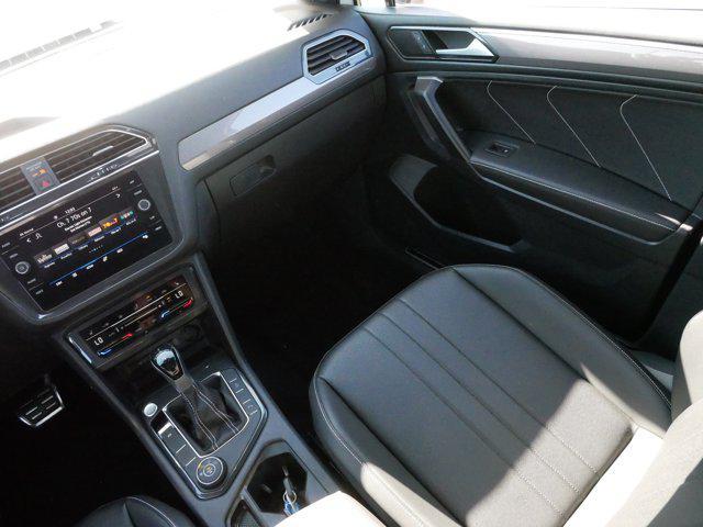 Photo of 2023 Opal White Pearl Volkswagen Tiguan