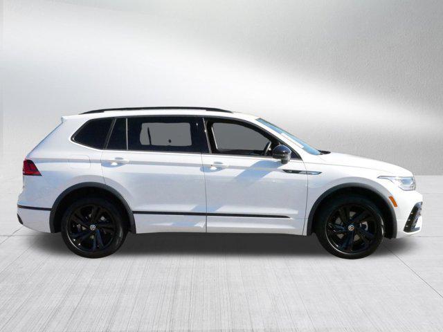 Photo of 2023 Opal White Pearl Volkswagen Tiguan