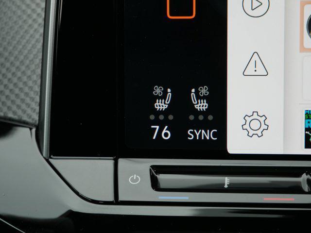Photo of 2025 Pure Gray Volkswagen Atlas