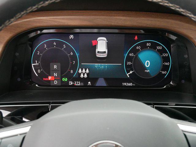 Photo of 2024 Pure White Volkswagen Atlas