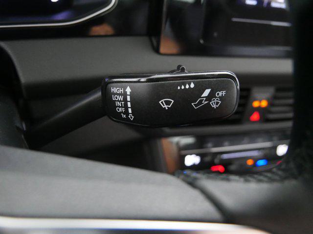 Photo of 2025 Platinum Gray Metallic Volkswagen Jetta
