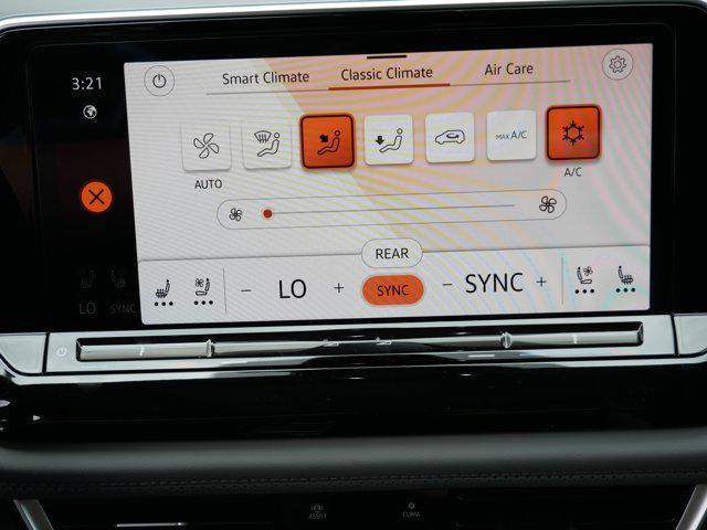 Photo of 2025 Avocado Green Pearl Volkswagen Atlas